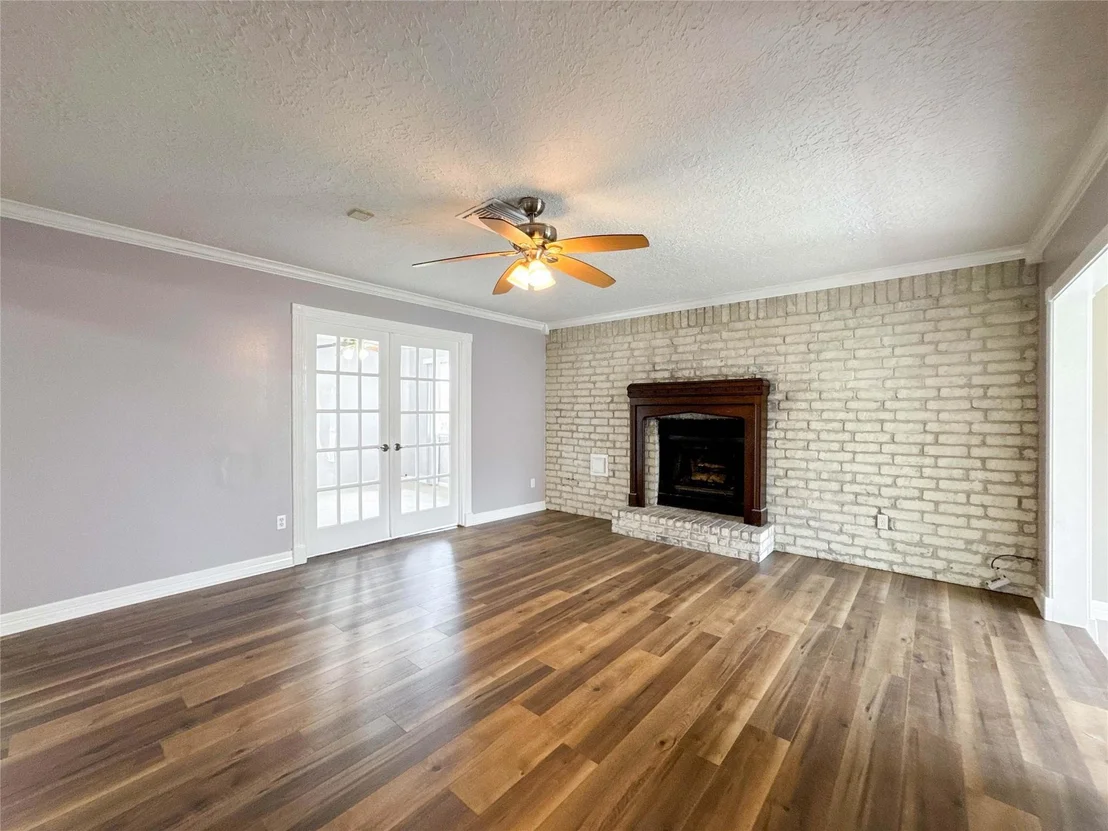Photo of 39 Oak Harbor Drive