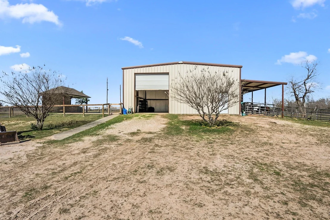 Photo of 26253 Sharp Road