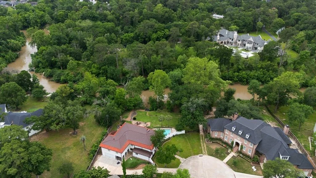 Photo of 2 Warrenton Drive