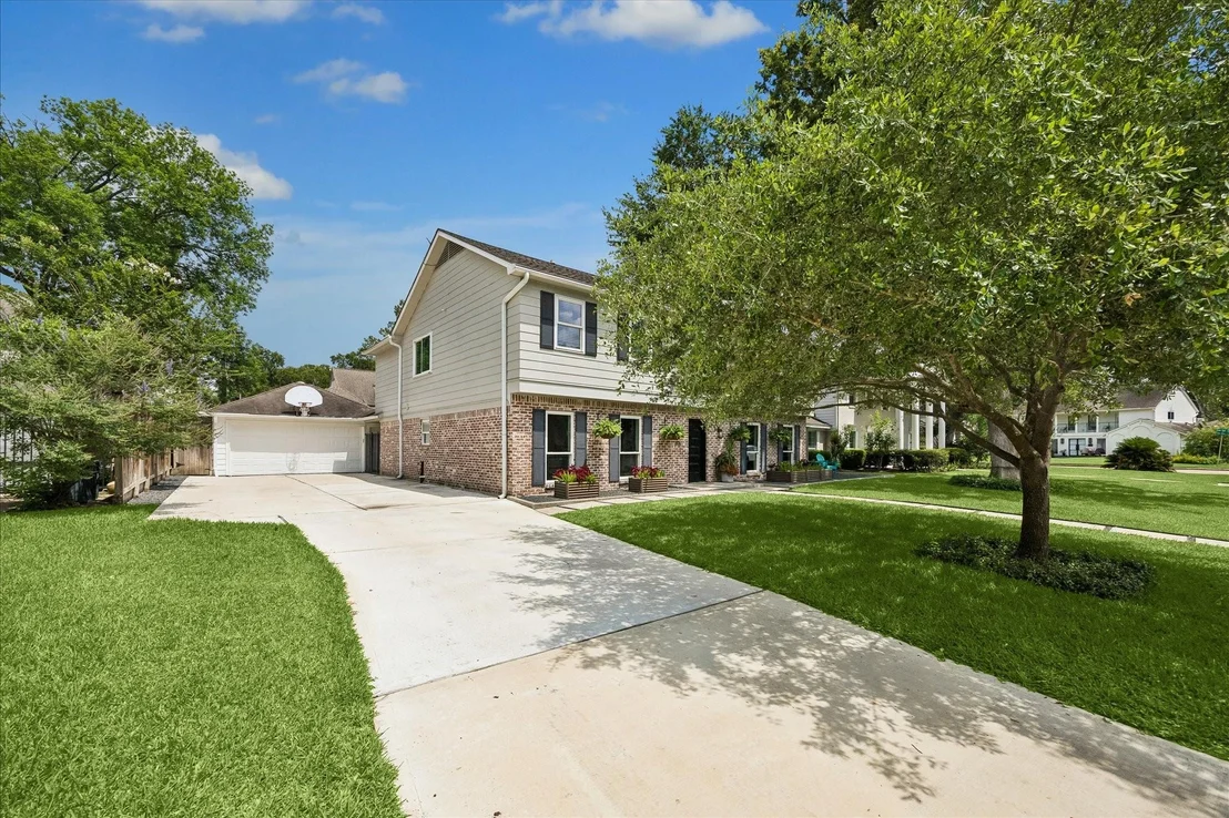 Photo of 306 Greenpark Drive