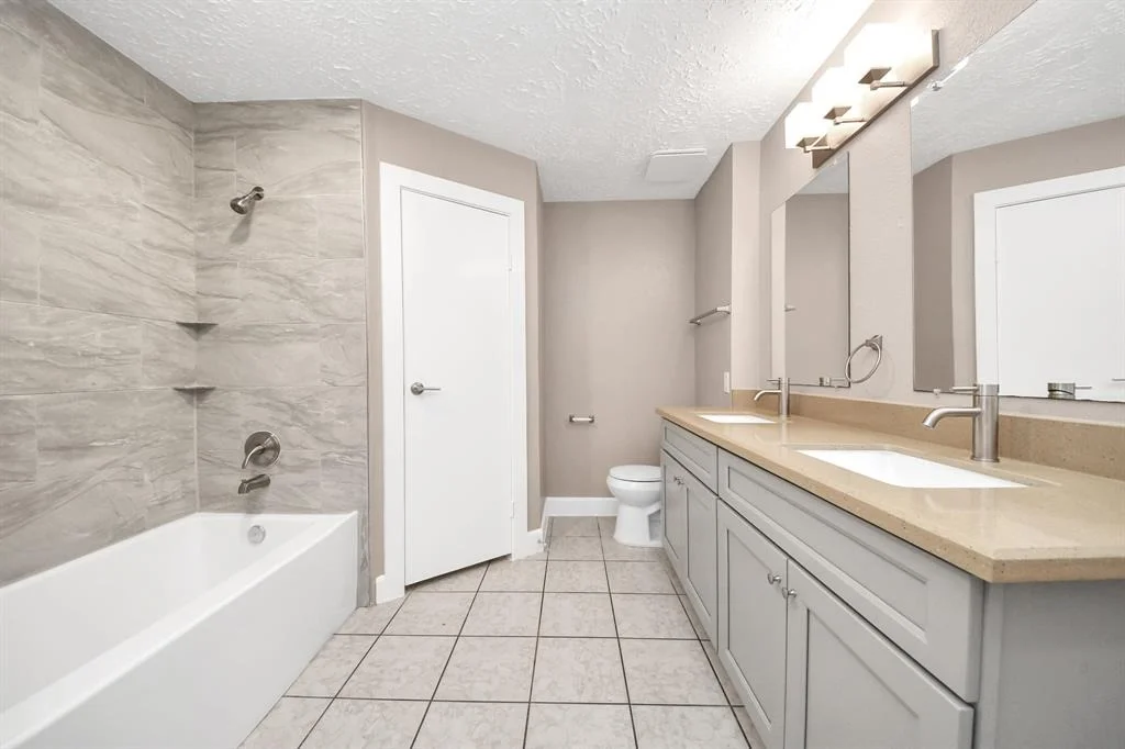 Photo of 10046 Rosbrook Drive