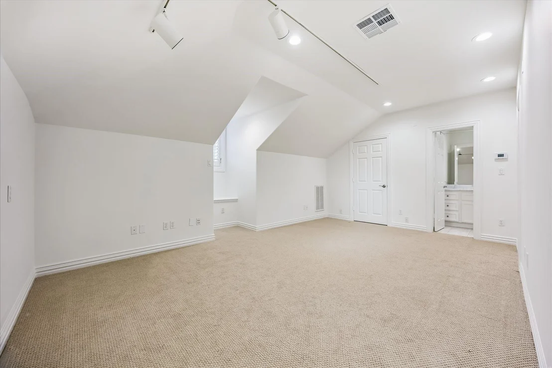 Photo of 5034 Tangle Lane