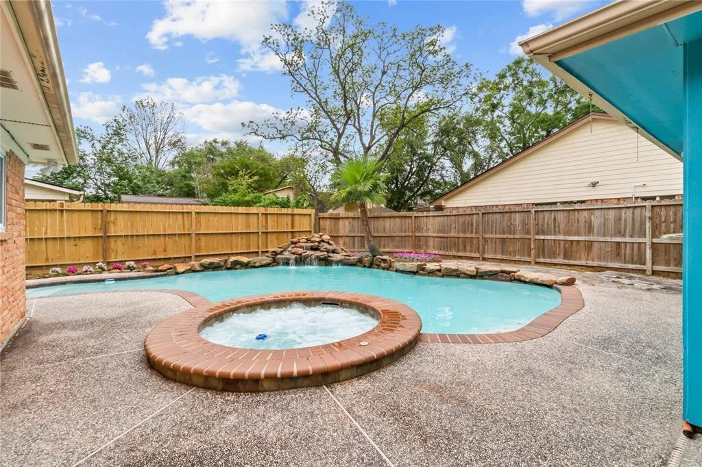 Photo of 2209 Hialeah Drive