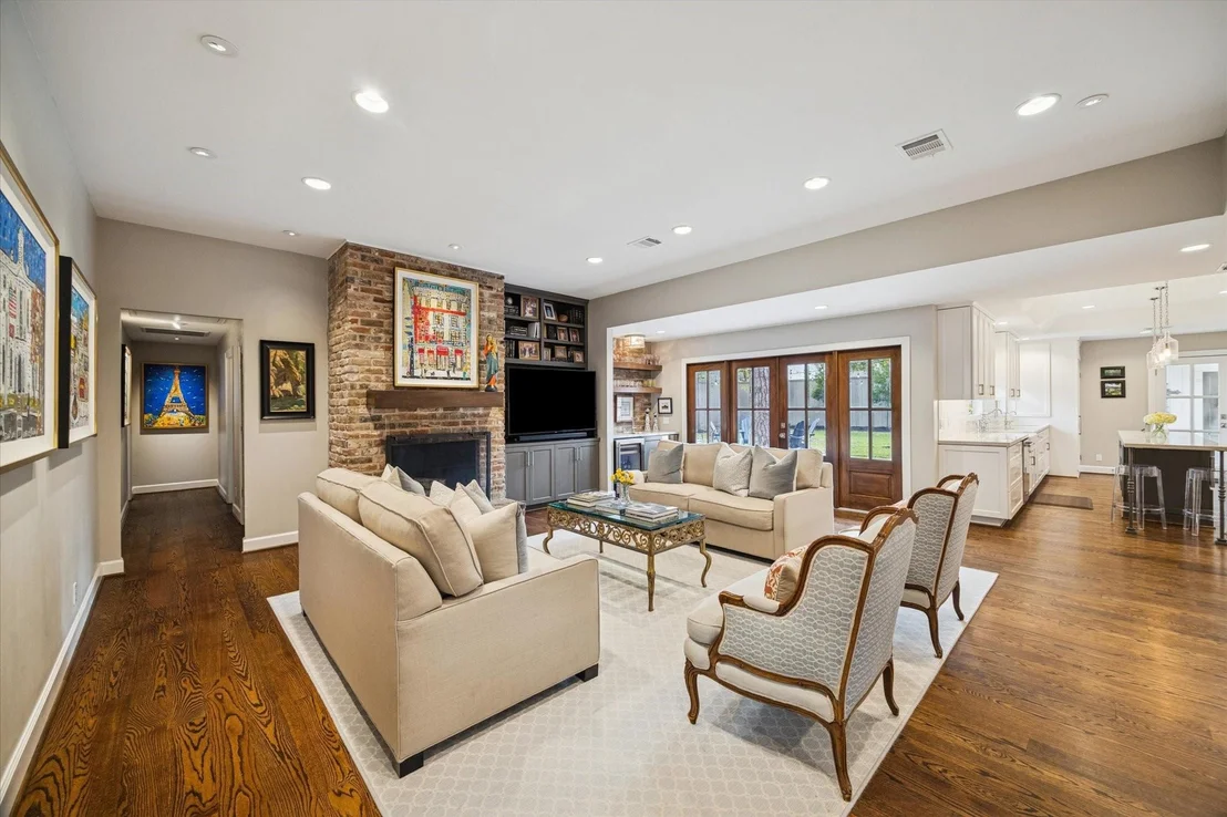 Photo of 10043 Longmont Drive