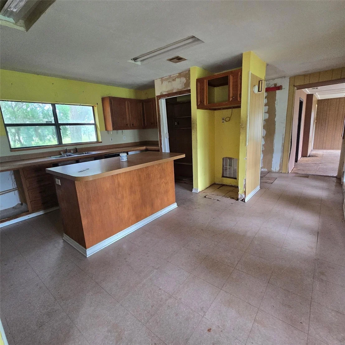 Photo of 1471 Private Road 652