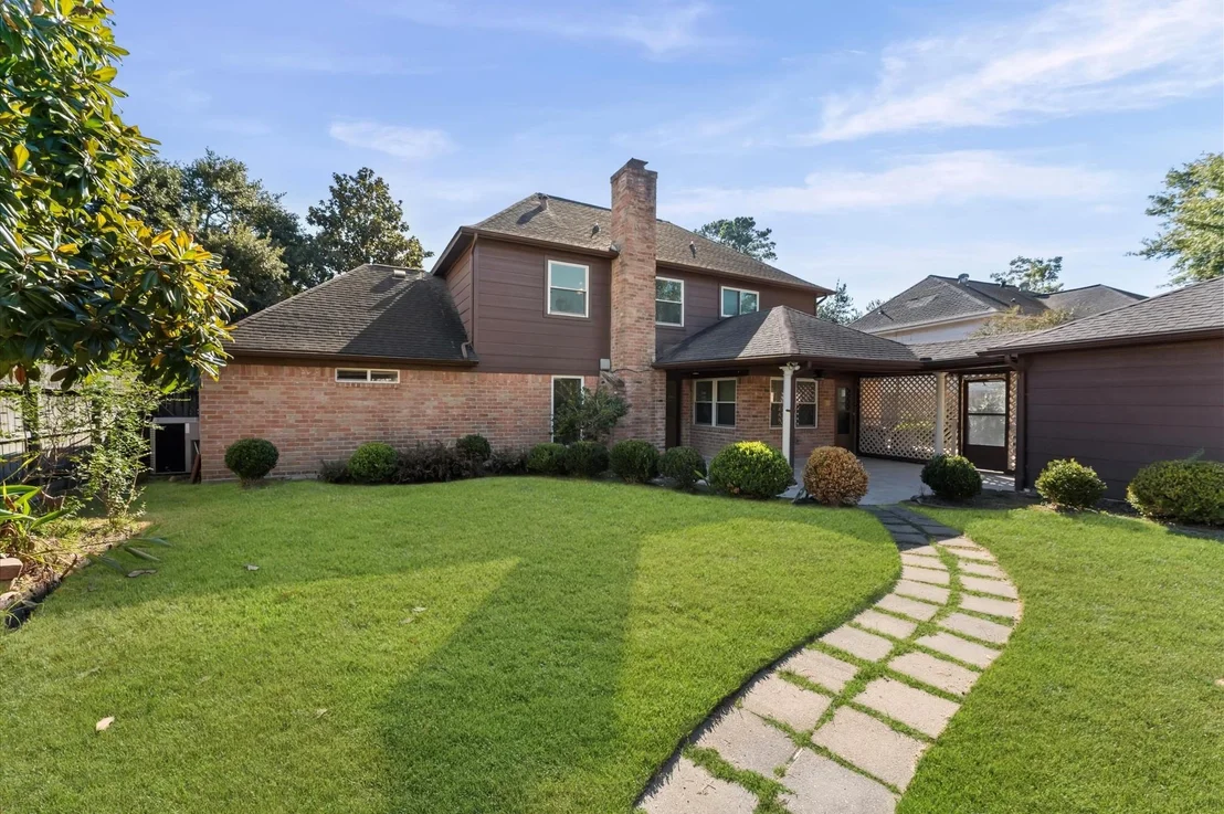 Photo of 7311 17th Green Drive