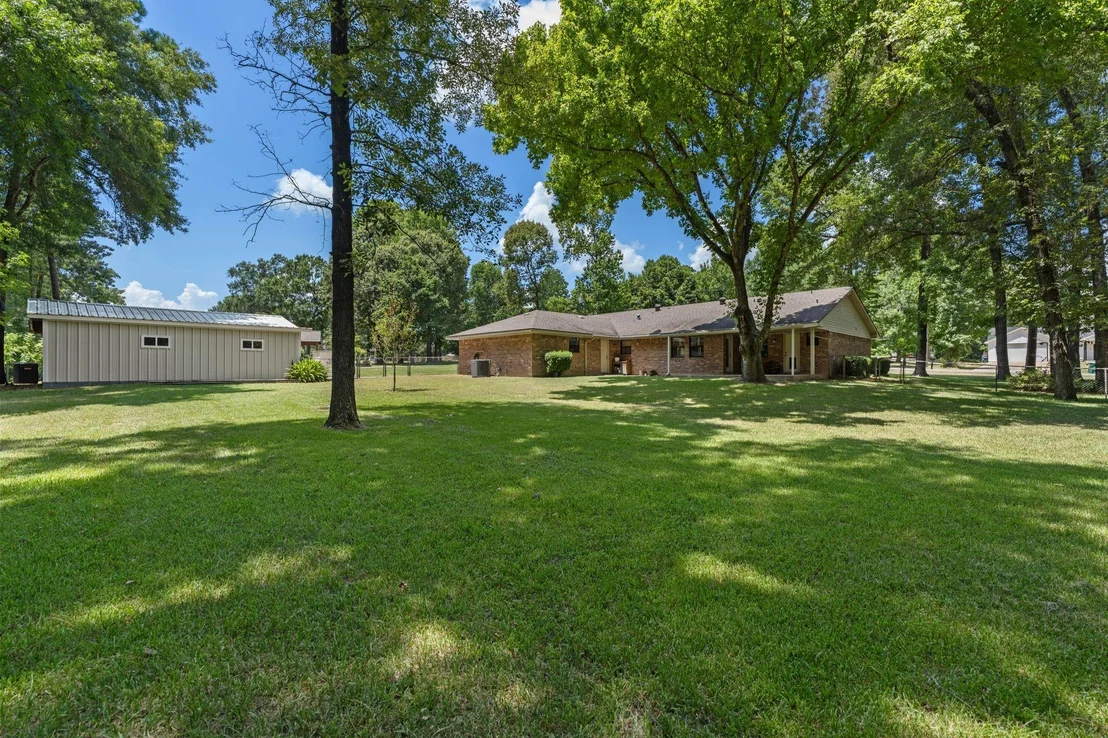 Photo of 129 Pine Valley Drive