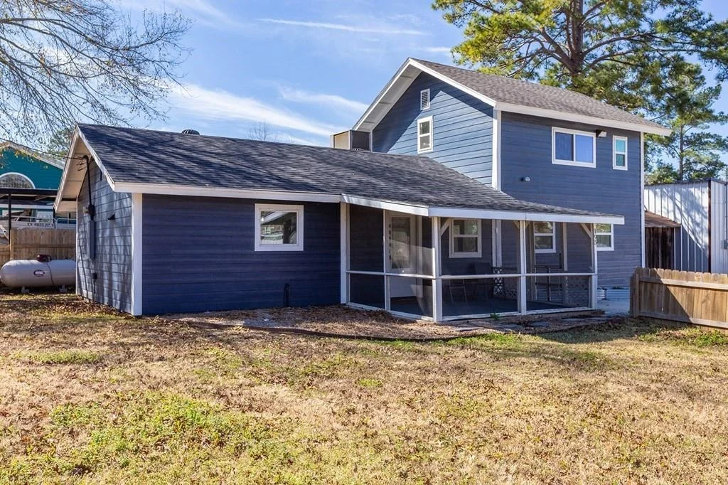 Photo of 195 Lakeside Drive