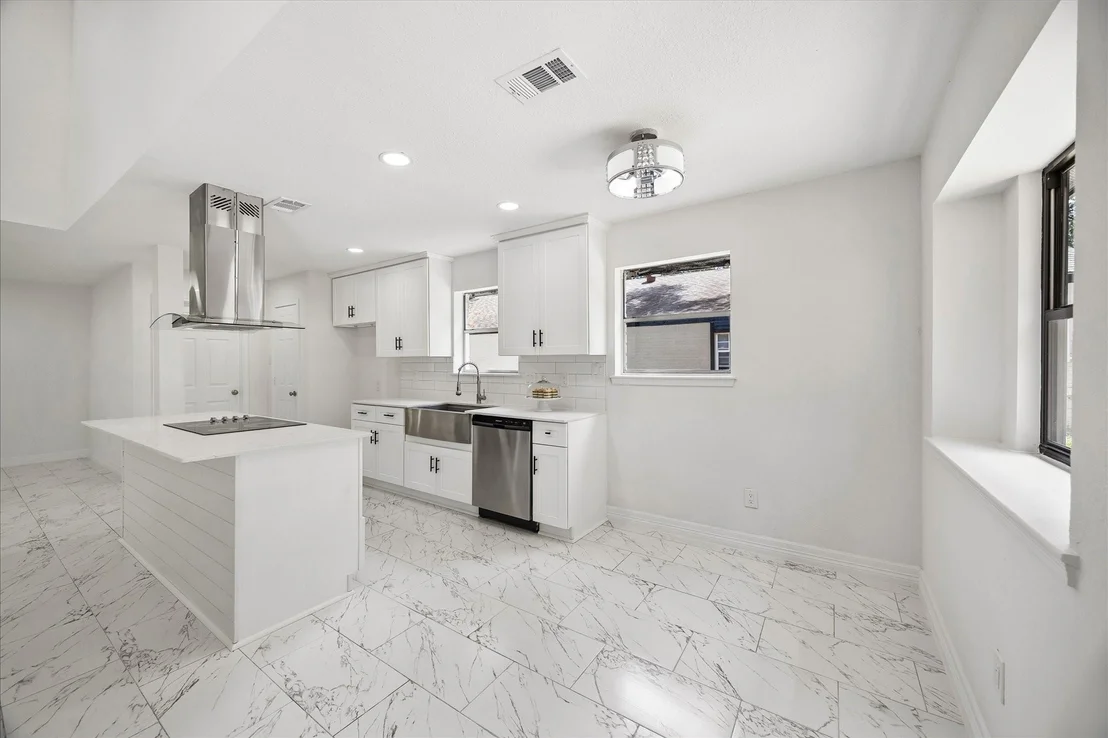Photo of 22719 Lemon Grove Drive