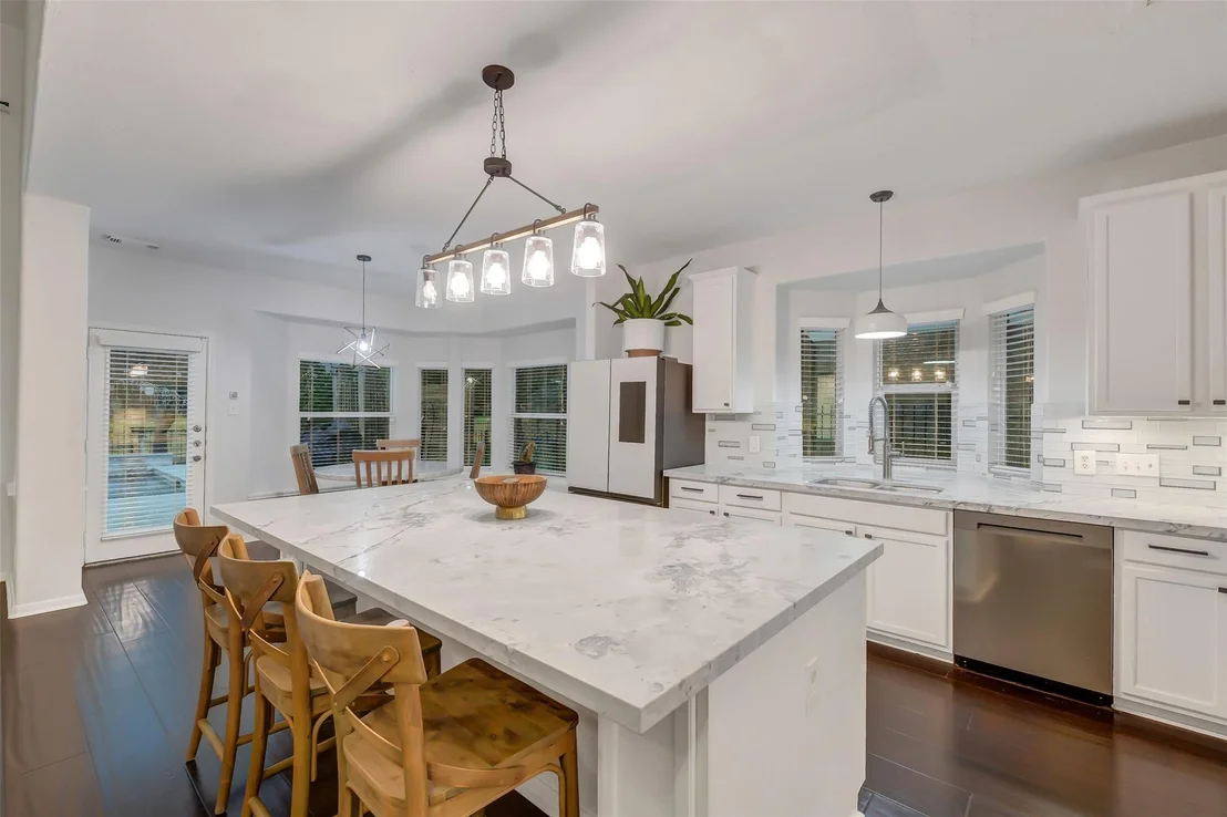 Photo of 30214 Vinebriar Drive