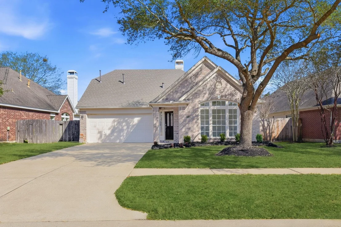 Photo of 21218 Willow Glade Drive