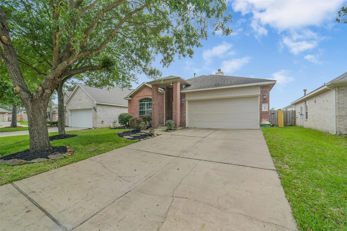 Photo of 25811 Sundrop Meadows Lane