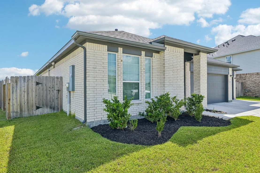 Photo of 409 Chardonnay Drive