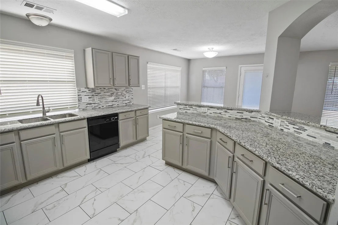 Photo of 20418 Cherry Haven Circle