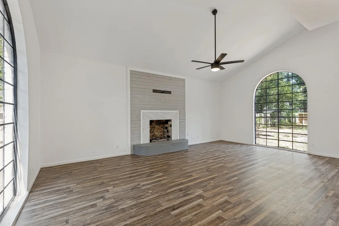Photo of 6611 Falling Waters Drive