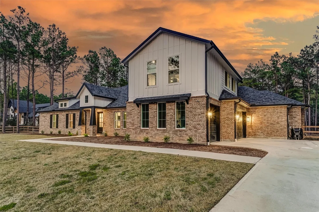 Photo of 15640 Forest Grove Drive