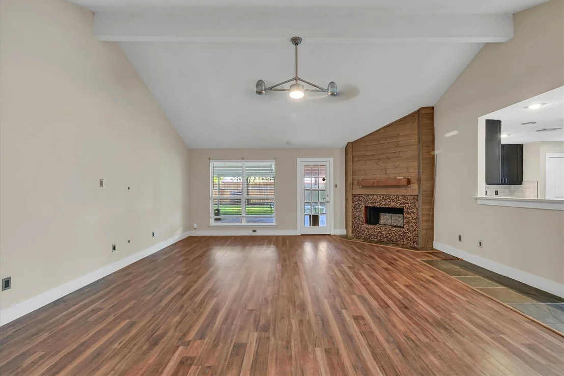 Photo of 4415 Pineville Lane