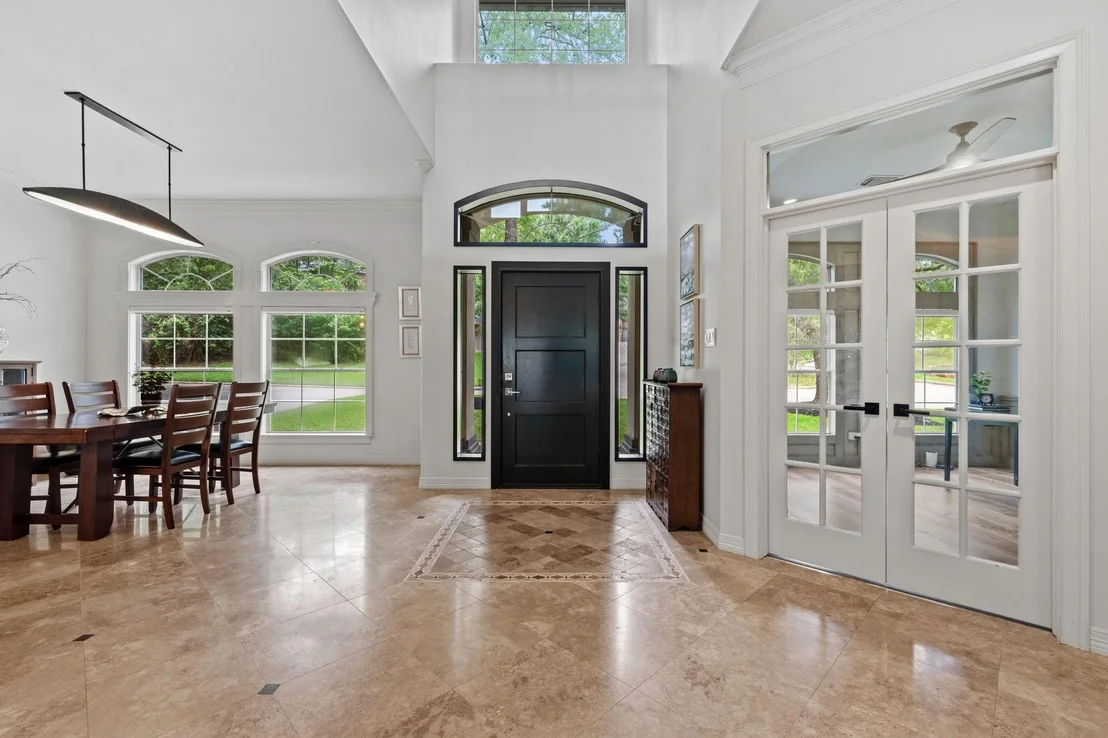 Photo of 63 W Horizon Ridge Place