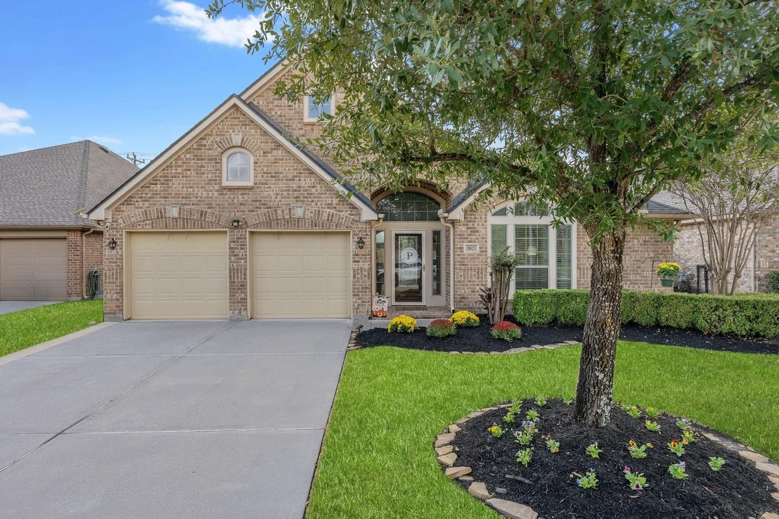 Photo of 31823 Forest Oak Lane