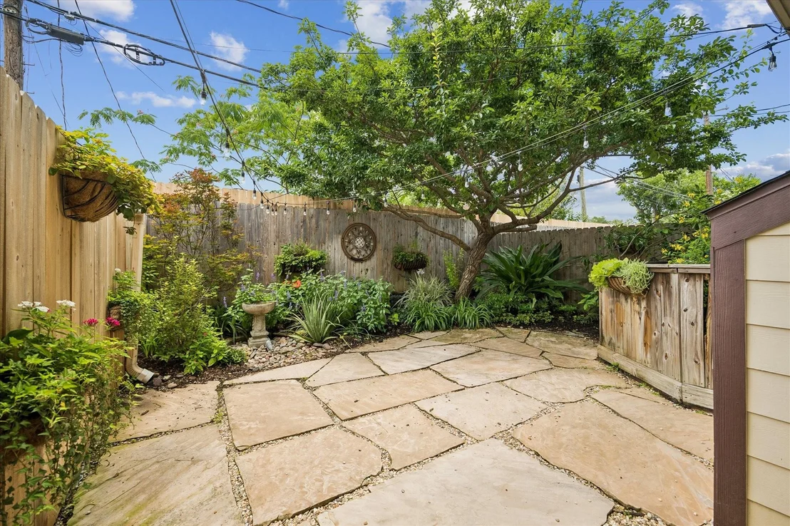 Photo of 1319 Ella Place