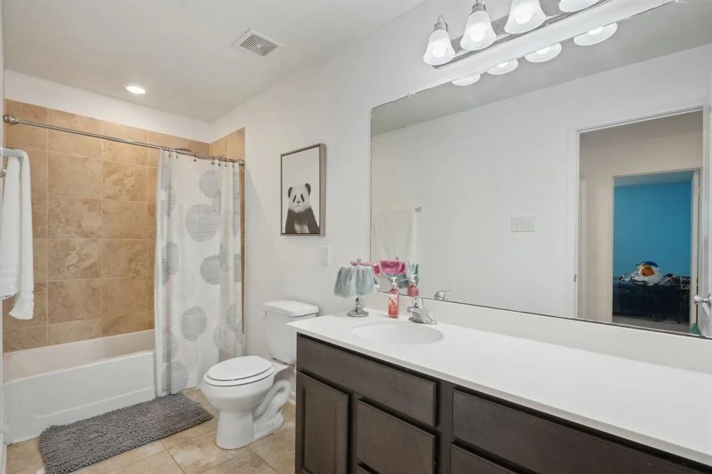Photo of 25404 Devonshire Knoll Street
