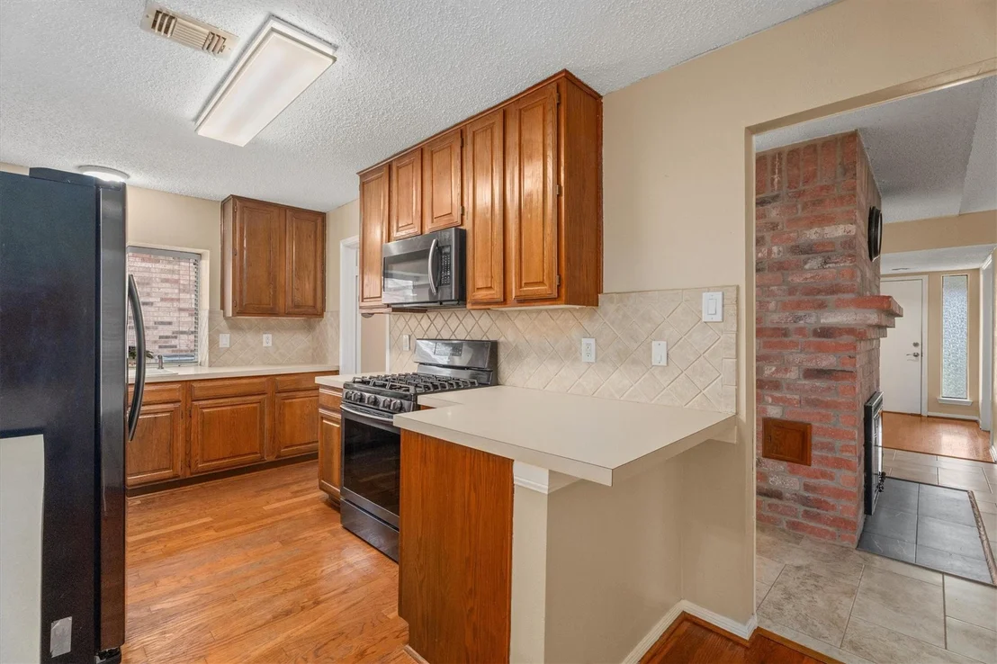 Photo of 6907 Five Forks Drive
