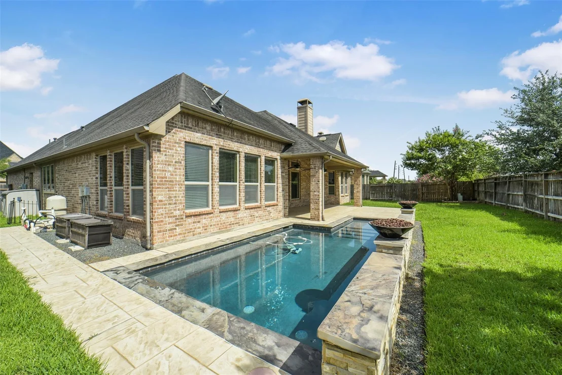 Photo of 2307 Draycutt Drive