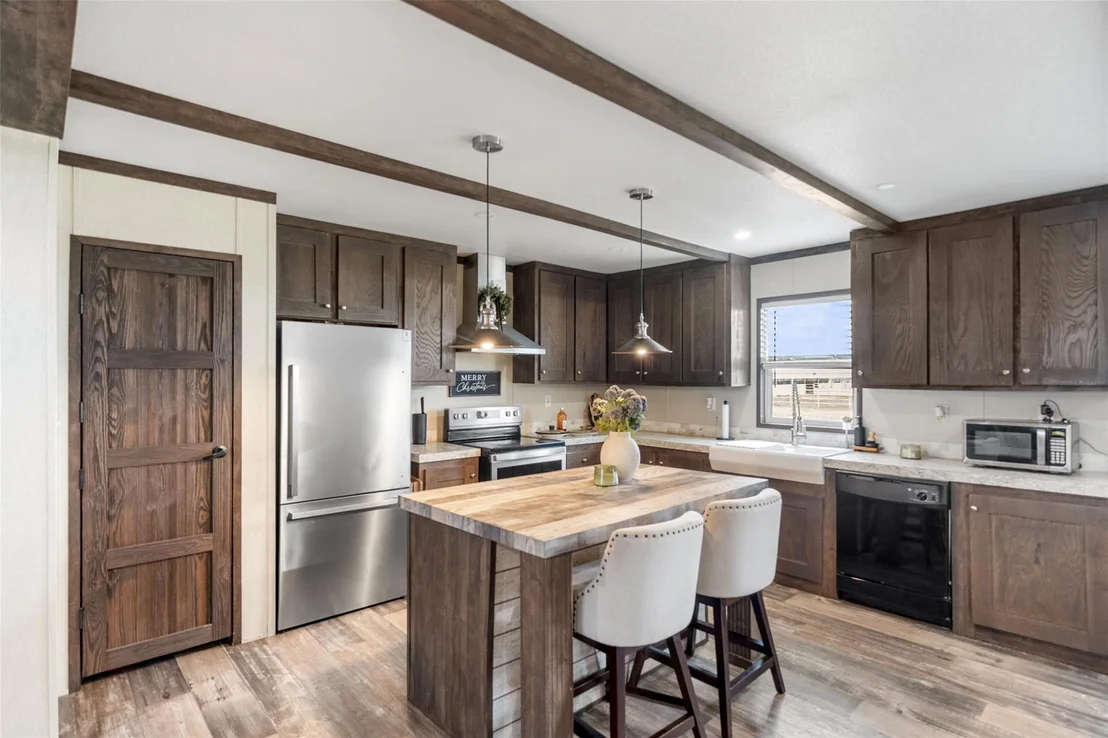 Photo of 1722 County Road 248