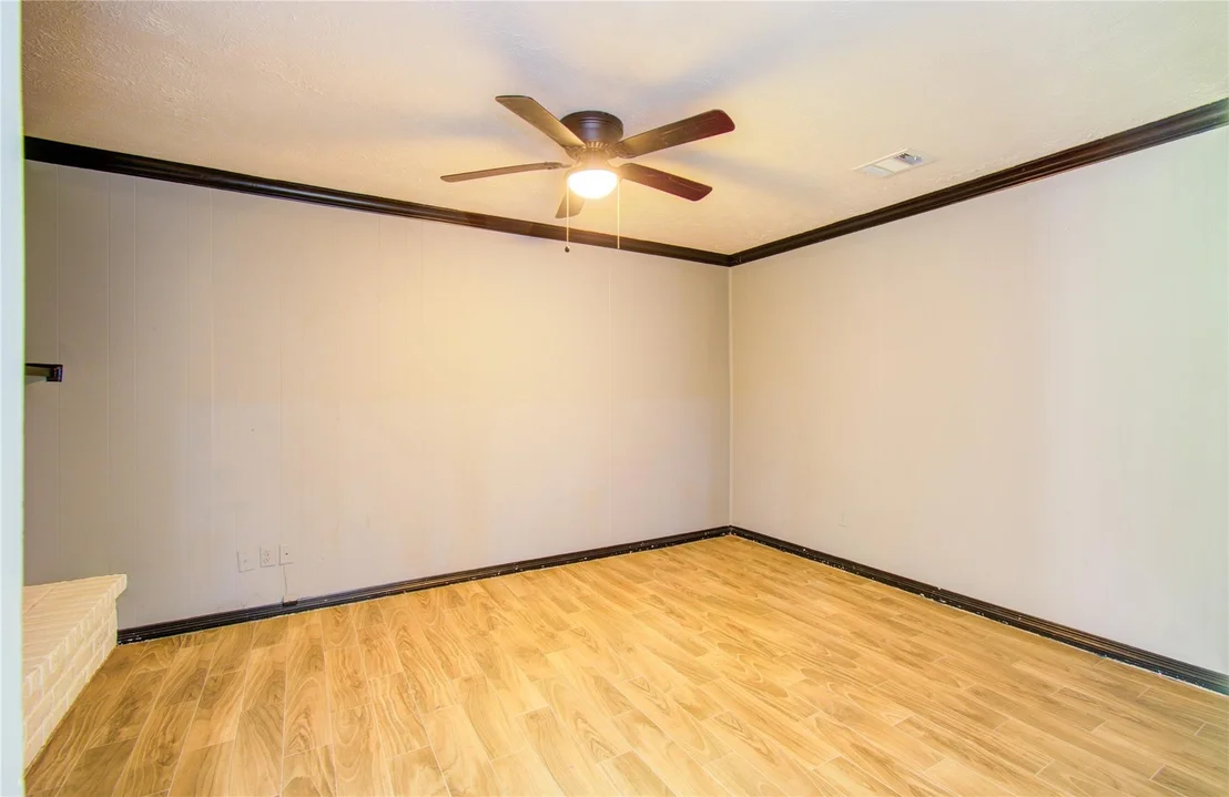 Photo of 8014 Streamside Drive