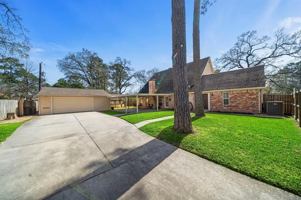 Photo of 19210 Lockridge Drive