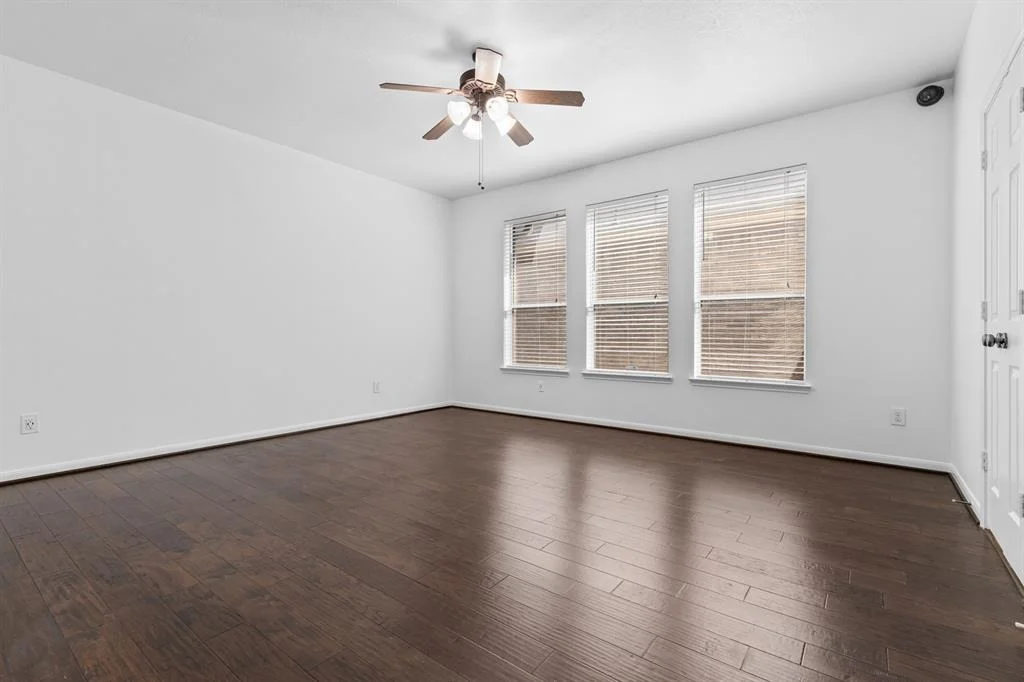 Photo of 1923 Vale Haven Drive