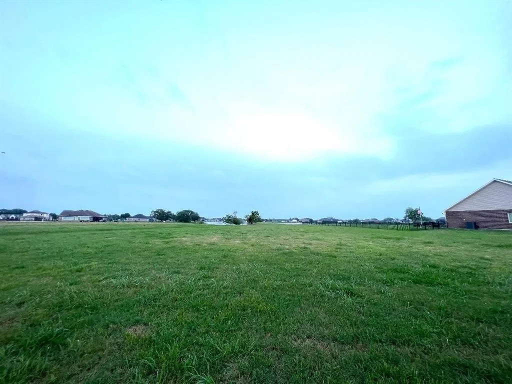 Photo of 415 Lily Lane