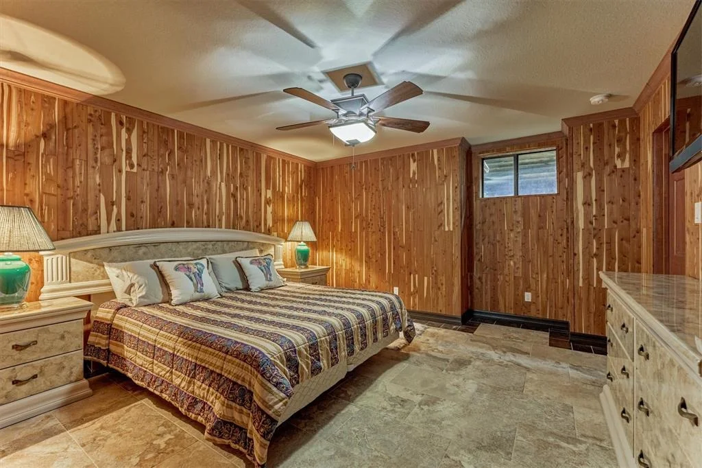 Photo of 490 Royal Navigator Road