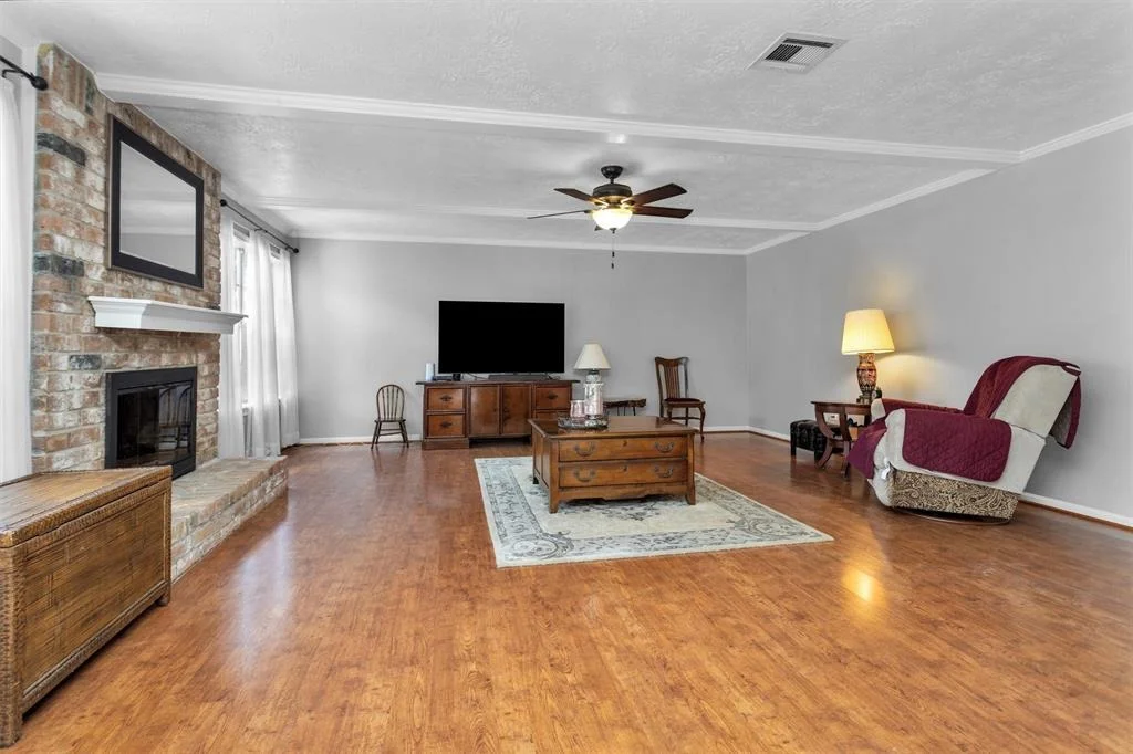 Photo of 5934 Foresthaven Drive