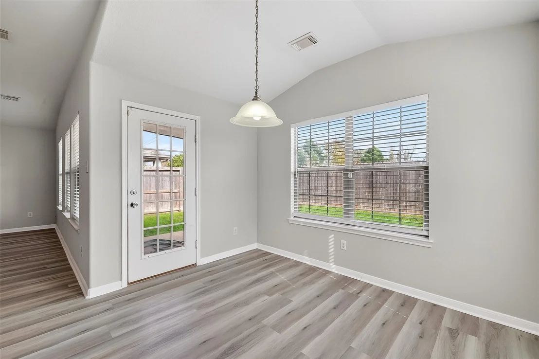 Photo of 3014 Crestbrook Bend Lane