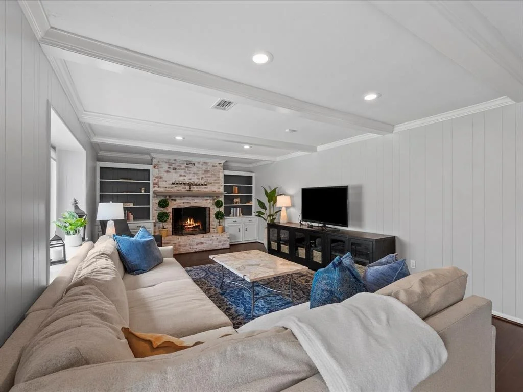 Photo of 551 Hermitage Court