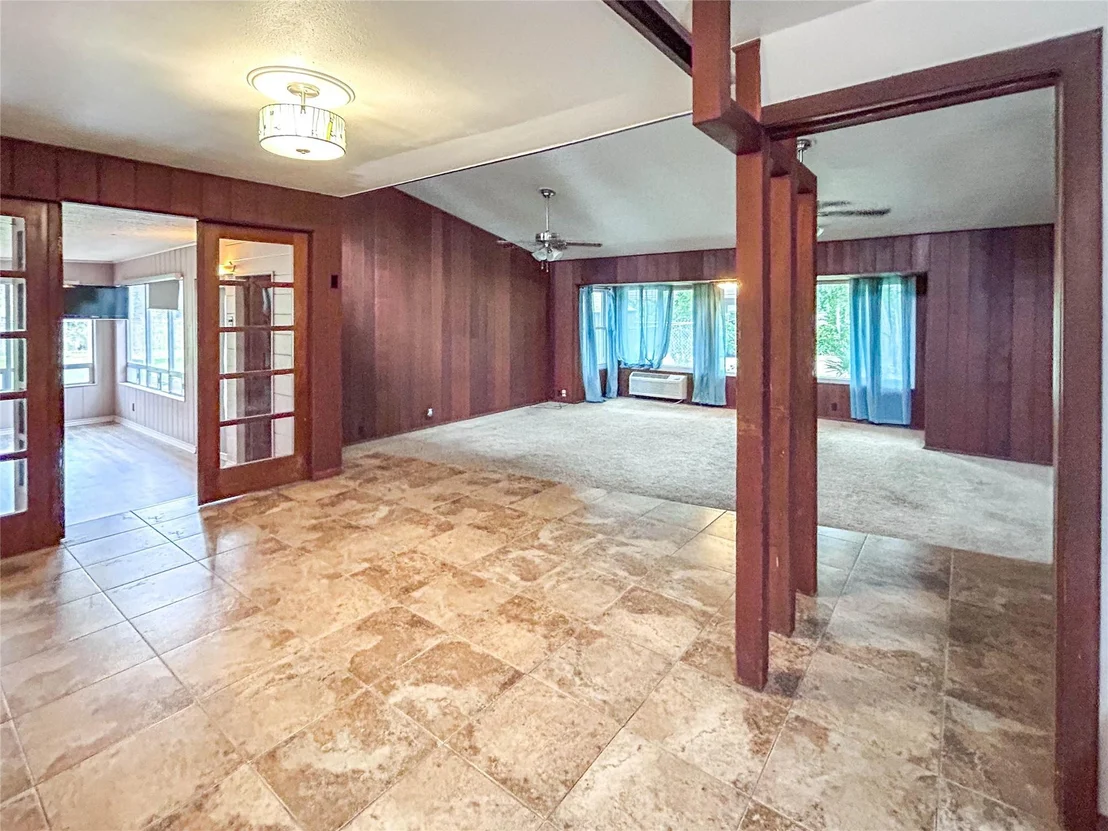 Photo of 530 Circle Way