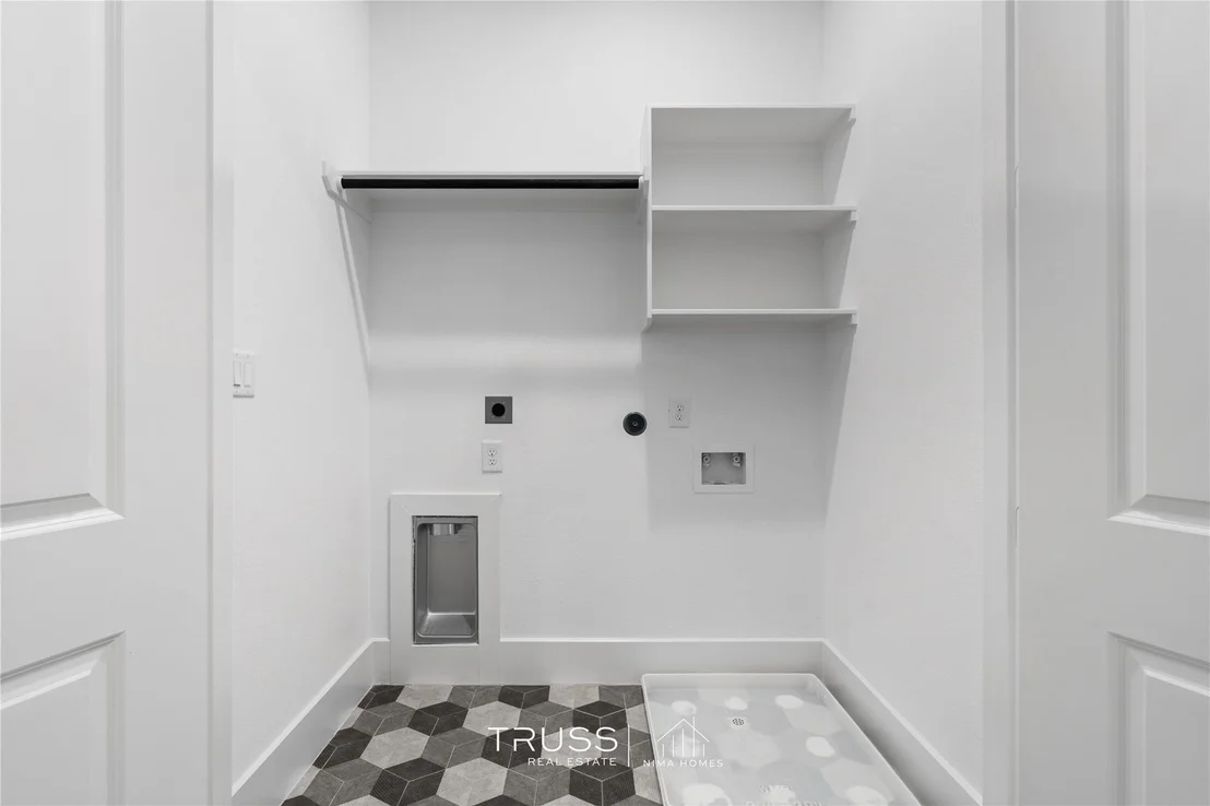 Photo of 6115 Grace Lane