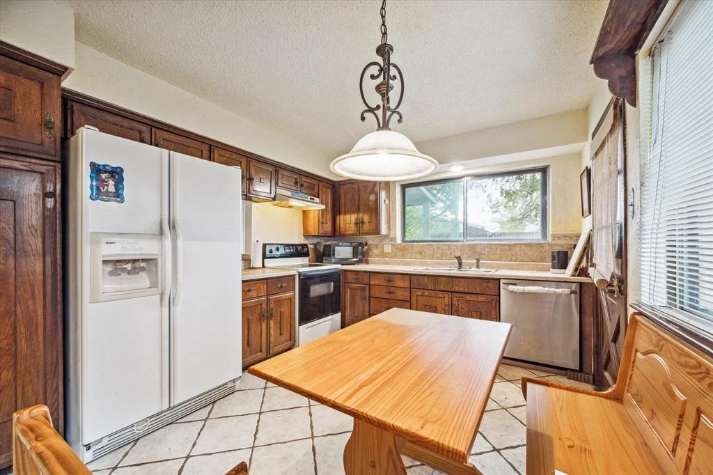 Photo of 834 Ramada Drive
