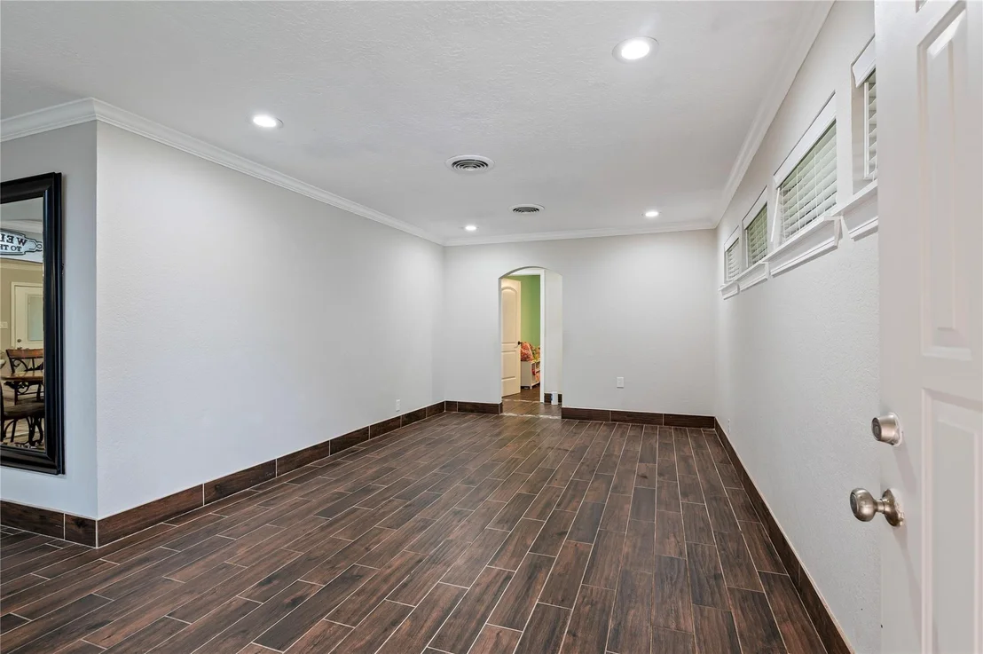 Photo of 1803 Edgehill Road