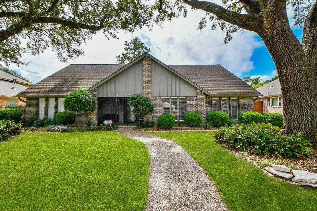 Photo of 1123 Candlelight Lane