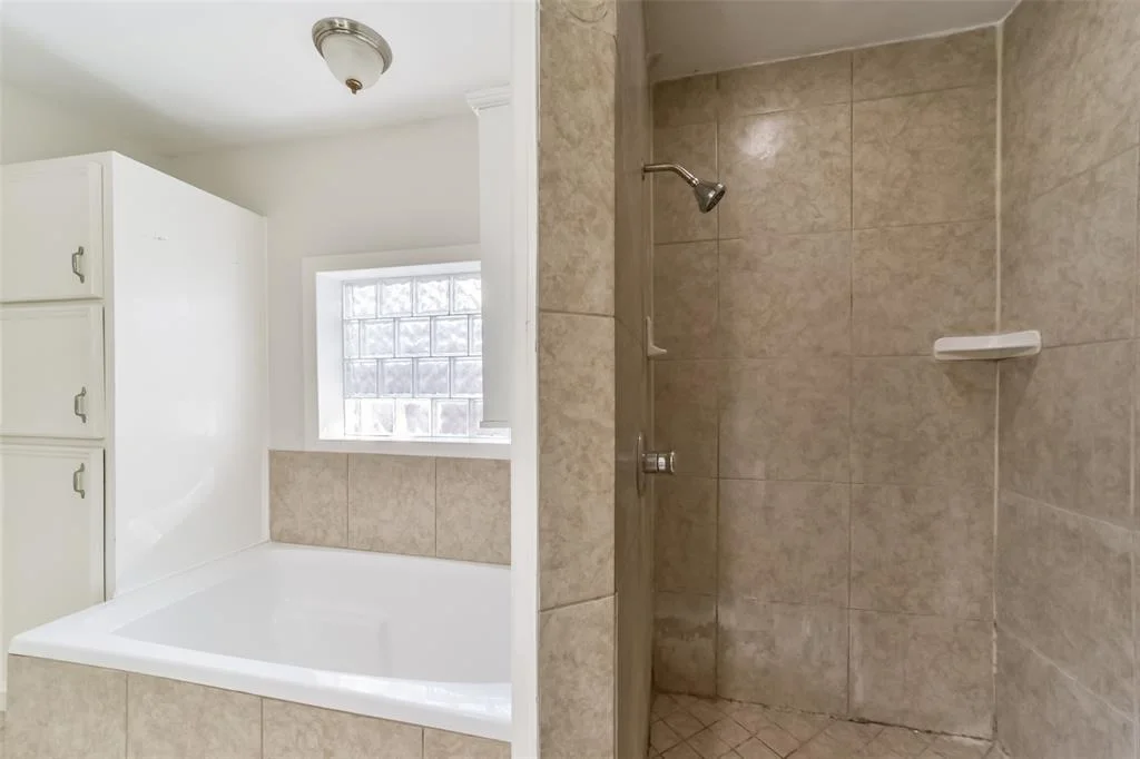 Photo of 11643 Breezy Knoll Drive