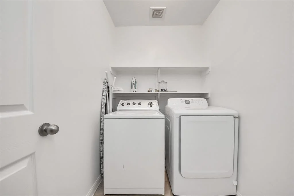 Photo of 6043 Moscone Court