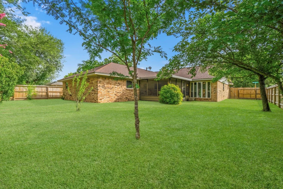 Photo of 16303 Deer Lick Drive
