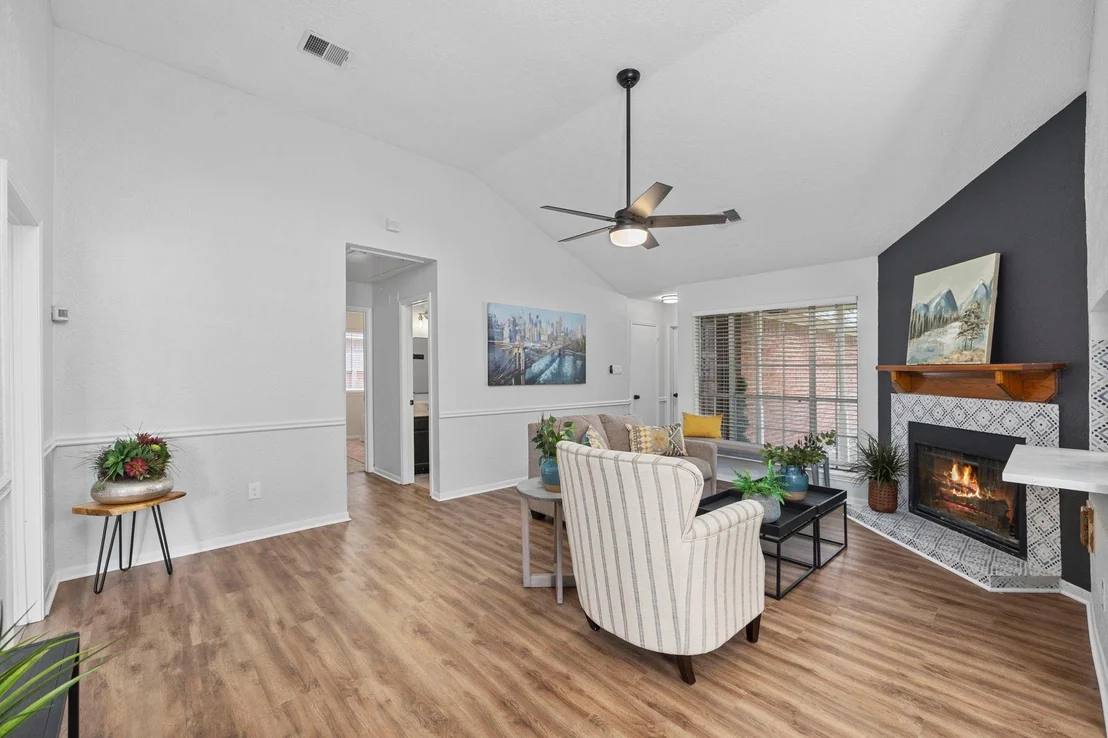 Photo of 2918 Walnut Springs Drive