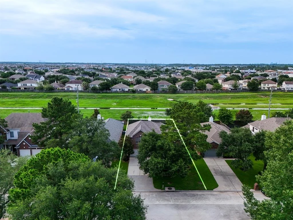 Photo of 5922 Skyhaven Lane