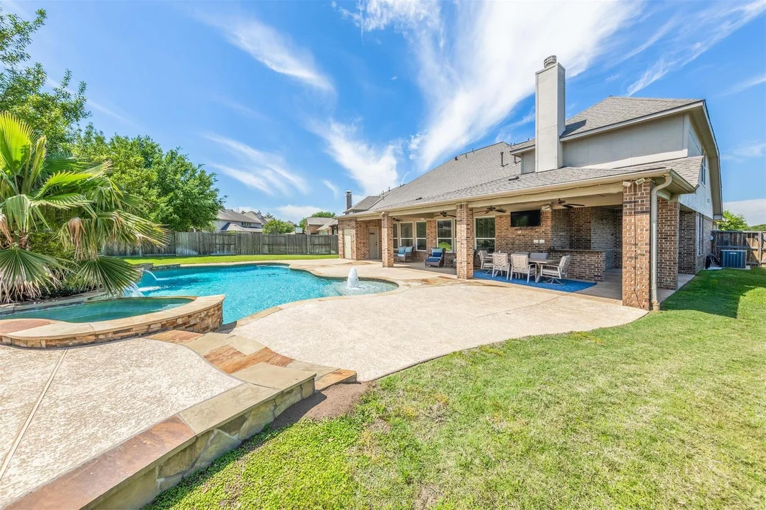 Photo of 28003 Nobbe Hollow Drive
