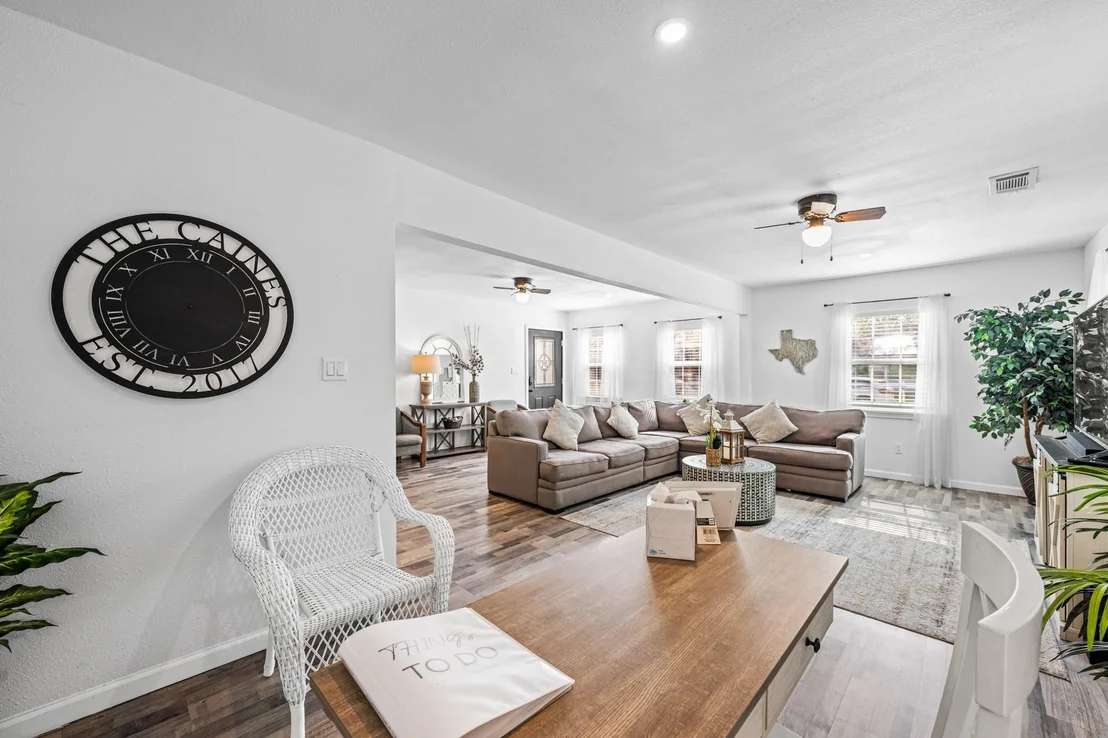 Photo of 729 Kyle Street
