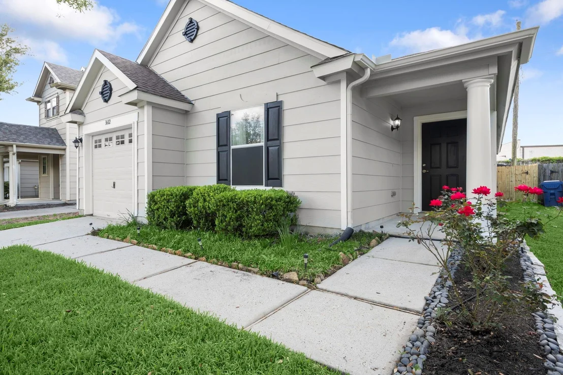 Photo of 3602 Fuller Bluff Drive