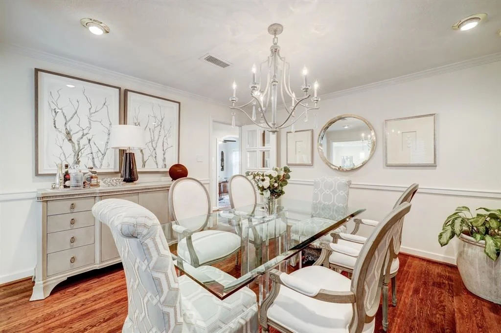 Photo of 2535 N Macgregor Way
